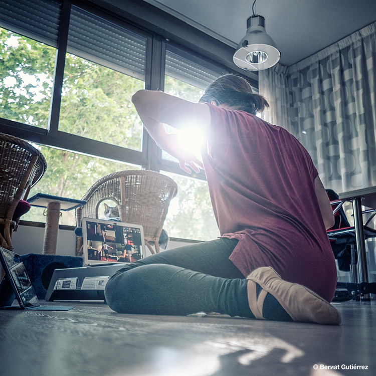 A mi mujer le digo hace un par de meses que acabaría el curso dando las clases de danza online y me hubiera contestado ‘vete a la porra tú y el teletrabajo...’ Zasca!!!