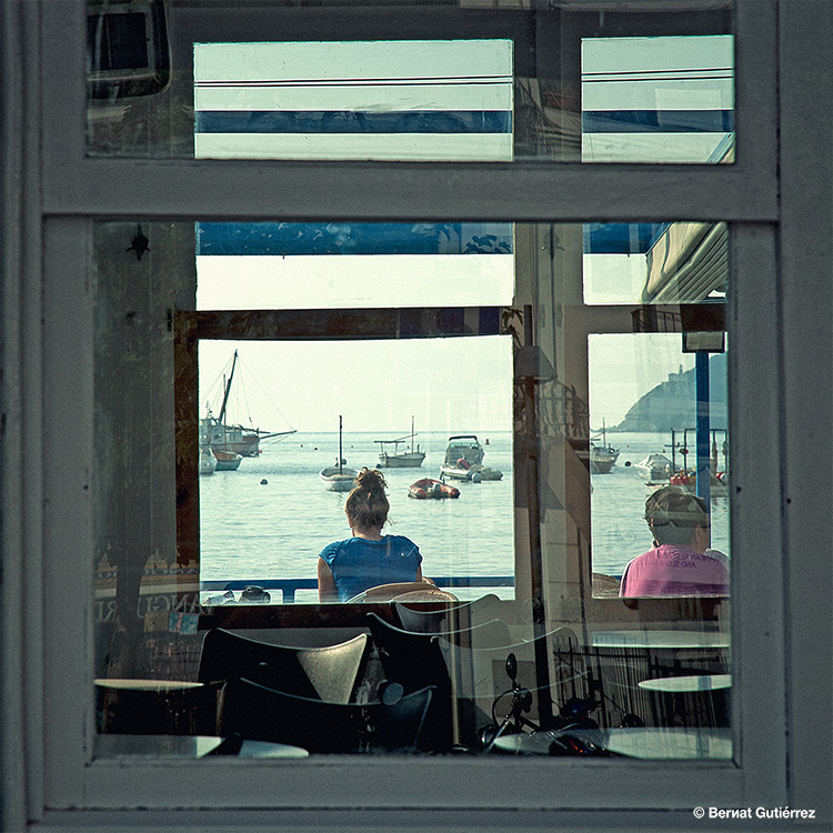 Mientras, en otro lugar...